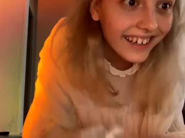 webcam girl holydori live cam image #1914281