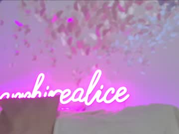 webcam girl sapphirealice live cam image #1560702