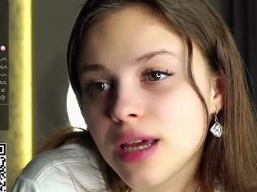 webcam girl a_whole_eternity live cam image #9087396