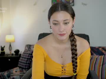 webcam girl kellytesh live cam image #3351531