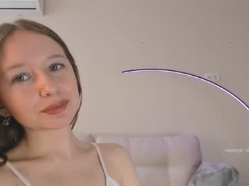 webcam girl orange_days live cam image #8164469