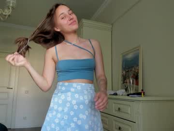 webcam girl eleonora_linn live cam image #3035883