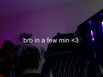 webcam girl oliviaowens live cam image #13029374