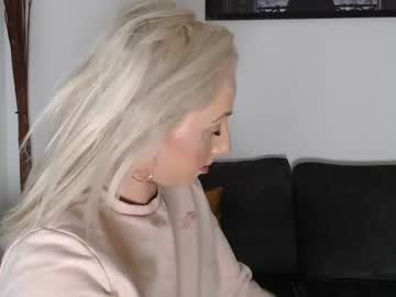 webcam girl fuckbate20155 live cam image #2204483