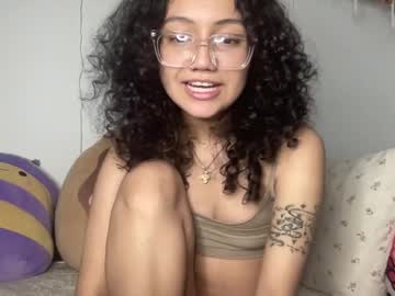 webcam girl miaxrain live cam image #12628577