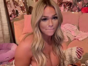 webcam girl ari_02 live cam image #8744615