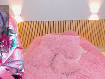 webcam girl little_effy18 live cam image #7343826