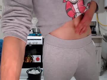 webcam man yummyalexxx live cam image #1391346