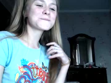 webcam couple ellie_mcqueen live cam image #2546611