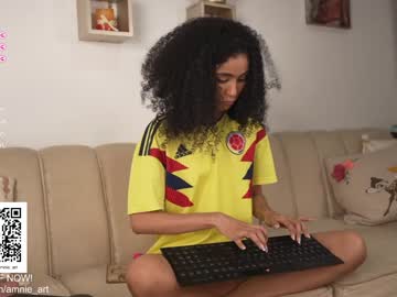 webcam girl amnie_ live cam image #7672845