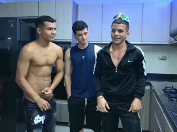 webcam man boysgang_sex live cam image #11325975