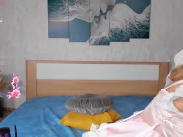 webcam girl esmabraddy live cam image #9691760
