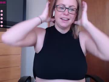 webcam girl ffl1233 live cam image #4814236