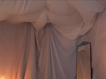 webcam girl kateuwugirl live cam image #8347888