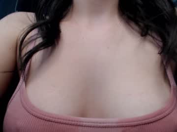 webcam girl lilliasweety live cam image #2514426