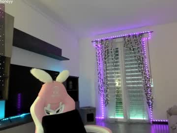 webcam girl xxxhoneyxx live cam image #9918555