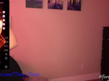 webcam girl fiery_redhead live cam image #6811307