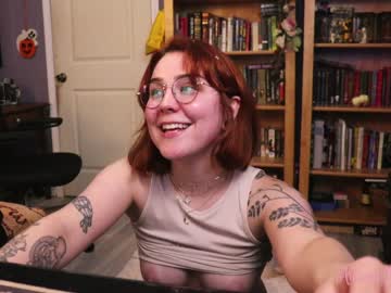 webcam girl autumnbuttons live cam image #4093892