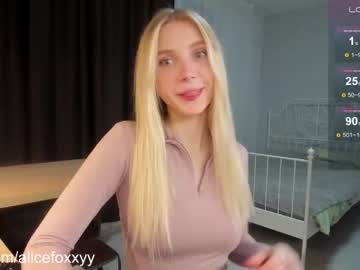 webcam girl oh_honey_ live cam image #7744685