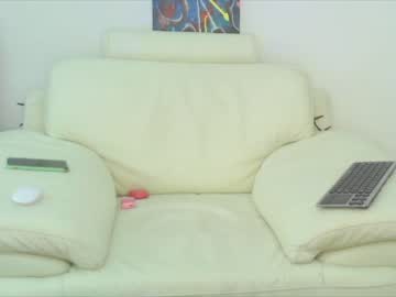 webcam man thereallifekendolll live cam image #5757576