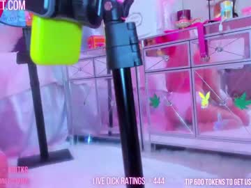 webcam girl butterybubblebutt live cam image #5887011
