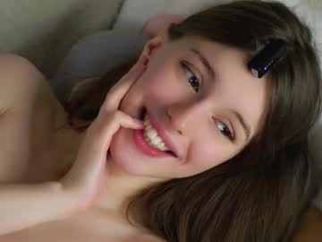 webcam girl aislyfarran live cam image #12479782