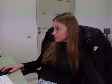 webcam girl abby_laker live cam image #11555315