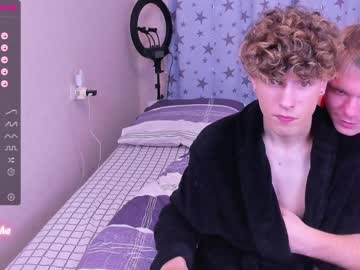 webcam man james_mil live cam image #4436827