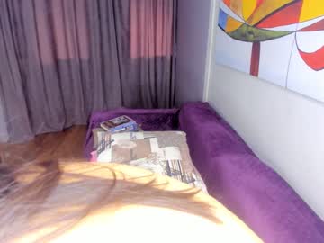 webcam girl lean_lie live cam image #5574835