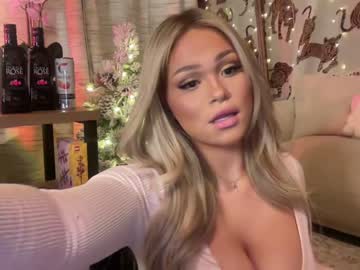 webcam girl ari_02 live cam image #8240432