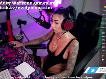 webcam girl evelyne92 live cam image #5083131