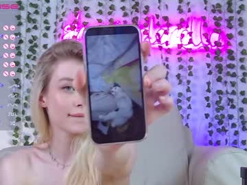 webcam girl shycinderella live cam image #5995568