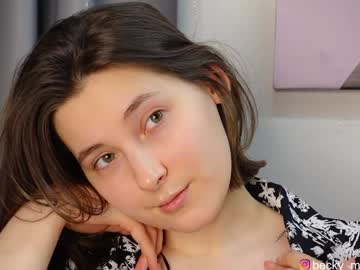 webcam girl beckymartens live cam image #12357929