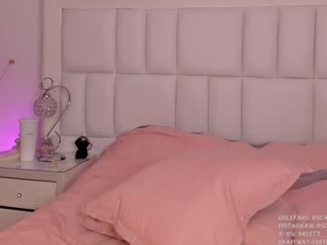 webcam girl scarlett__baker11 live cam image #11055104
