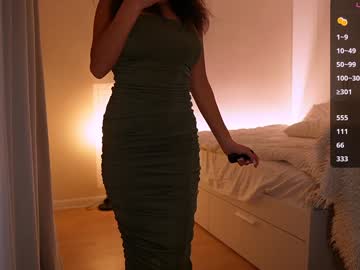 webcam girl im_milla live cam image #11140736