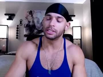 webcam man seanzevran live cam image #8268551