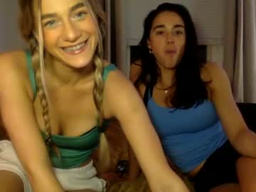 webcam girl sarahollis live cam image #9359888