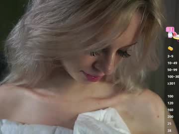 webcam girl audreycarvin live cam image #12871025