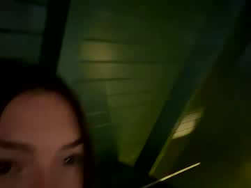 webcam girl emersoncane live cam image #8211911