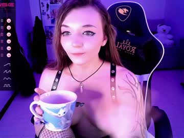 webcam girl _b_a_n_s_h_e_e_ live cam image #5684008