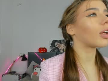 webcam girl jenie_fire live cam image #10582566