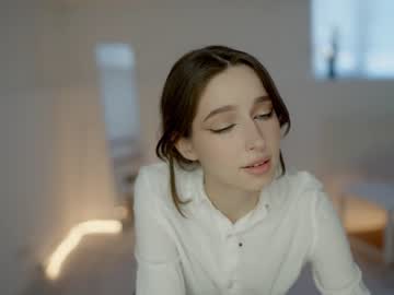 webcam girl silent_chill live cam image #8385828
