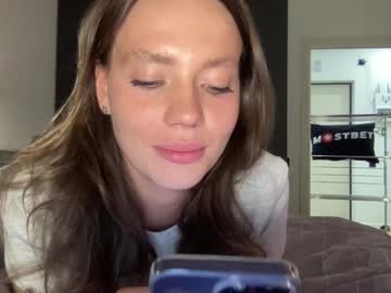 webcam girl angel_from_sky live cam image #11024088