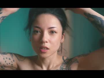 webcam girl ambientink live cam image #2456122