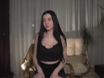 webcam girl sophie_lin live cam image #5864382
