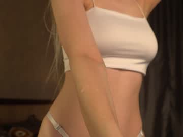 webcam girl cassie130505 live cam image #11372583