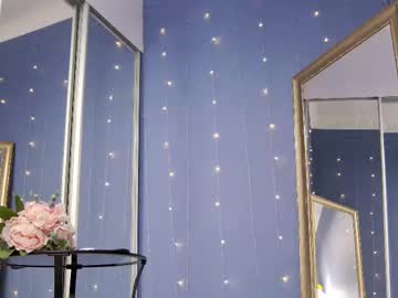 webcam girl kriskras__ live cam image #12919843