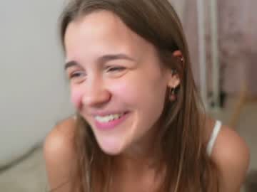 webcam girl eli_sun live cam image #7888382