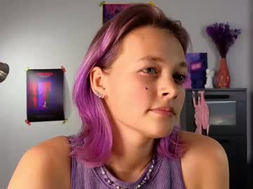 webcam girl new_purple live cam image #12144928