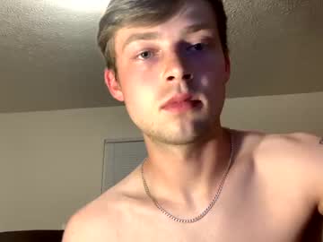 webcam man mrcoolguy68 live cam image #2512935